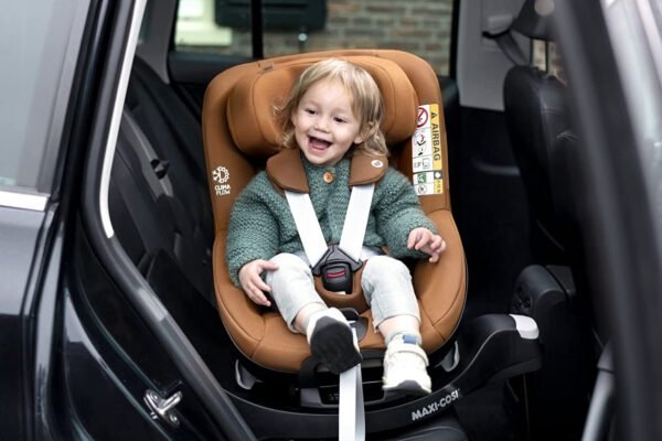 Maxi-Cosi Pearl 360 Car Seat, Authentic Cognac