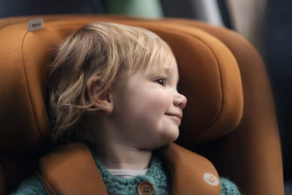 Maxi-Cosi Pearl 360 Car Seat, Authentic Cognac